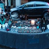 Attrezzatura mercatino hobbistico