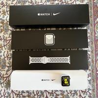 Apple Watch GPS+ Cellular Nike+ con WatchOS 10.4