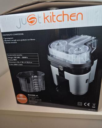 Spremiagrumi Elettrico Macom "Cut & Squeeze" – Dop
