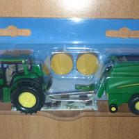 SIKU Trattore John Deere 7530 con accessori -NUOVO