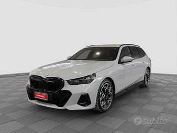 BMW 540 540d 48V xDrive Touring Msport Pro