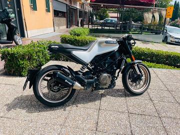 HUSQVARNA Svartpilen 401 TUTTO INCLUSO ANCHE PAS