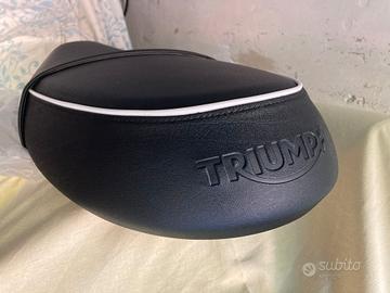 Triumph Bonneville 