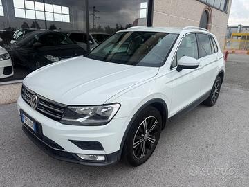 VOLKSWAGEN Tiguan 2.0 TDI DSG Business BMT NUOVO M