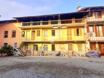 CASA SEMINDIPENDENTE A MATHI