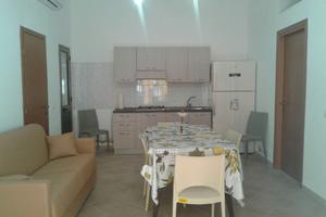 Roberto affitta appartamento nuovo al centro