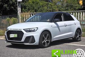 AUDI A1 25 1.0 95cv S Line Identity Black