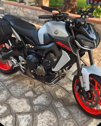 Yamaha mt 09 anno 2019