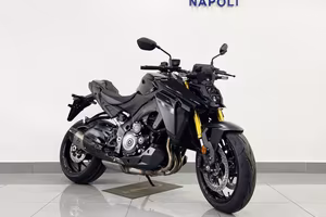 SUZUKI GSX-S GSX S 1000 EVO AKRAPOVIC 2026