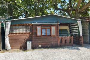 Struttura M. di Massa 7.000 trattabili