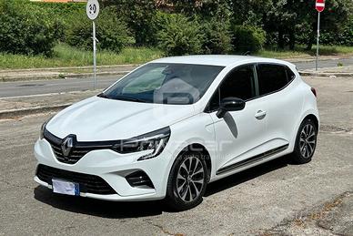 RENAULT Clio Full Hybrid E-Tech 145 CV 5 porte Tec