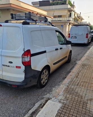 Ford Transit Courier Diesel 11/2022