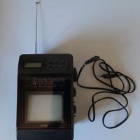 radio portatile vintage con TV in bianco e nero