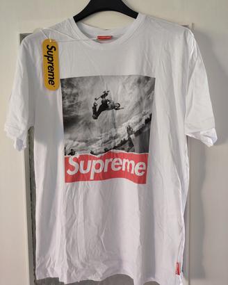 T-shirt Supreme Spain nuova con cartellino