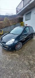 Clio f1 team