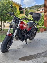 Moto Benelli Leoncino