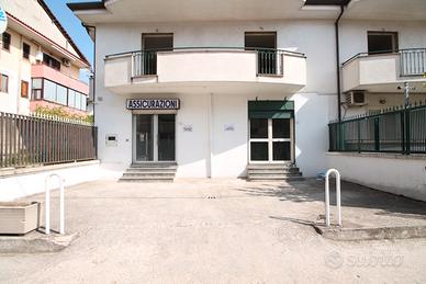 Locale Commerciale Trentola Ducenta