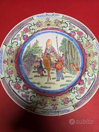 piatto porcellana cinese stile Famille Rose