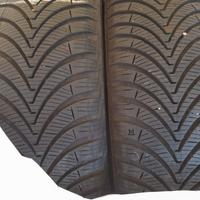 pneumatici  4 stagioni