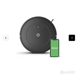 Robot aspirapolvere e lavapavimenti