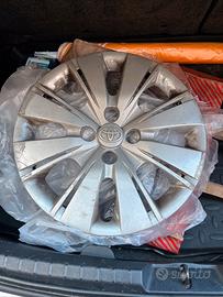 Borchia Toyota Yaris 2016