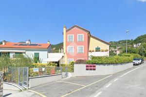 VILLA A SCHIERA A SANT'OLCESE