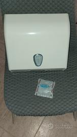 Dispenser carta asciugamani 