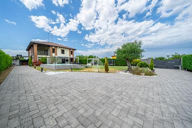 PORZIONE DI BIFAMILIARE A MALALBERGO