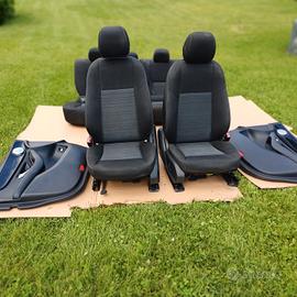 TAPPEZZERIA MERCEDES