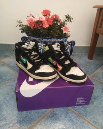 nike dunk high tv