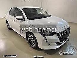 Peugeot 208 musata frontale