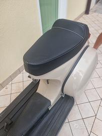 SELLA VESPA PX