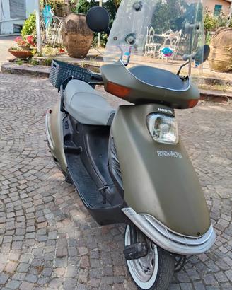 Honda spacy 125