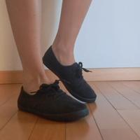 Scarpe di stoffa con lacci