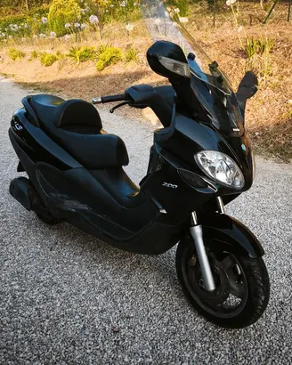 piaggio x9 200