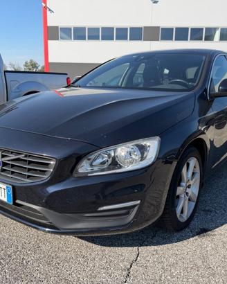 VOLVO V60 D3 Geartronic Business
