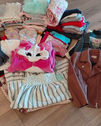 Lotto vestiti per bambina 8/10 anni più 70 pezzi