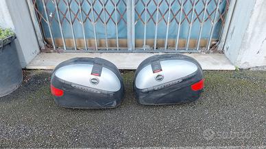 borse laterali givi  moto Triumph