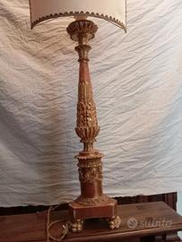 candeliere a piantana antico