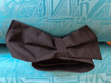 Cintura nera con fiocco