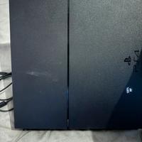 Playstation 4 + 3 giochi + controller+ cavo