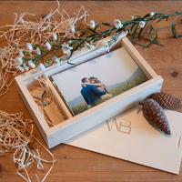 Packaging fotografico in legno stampe 15x20 e USB