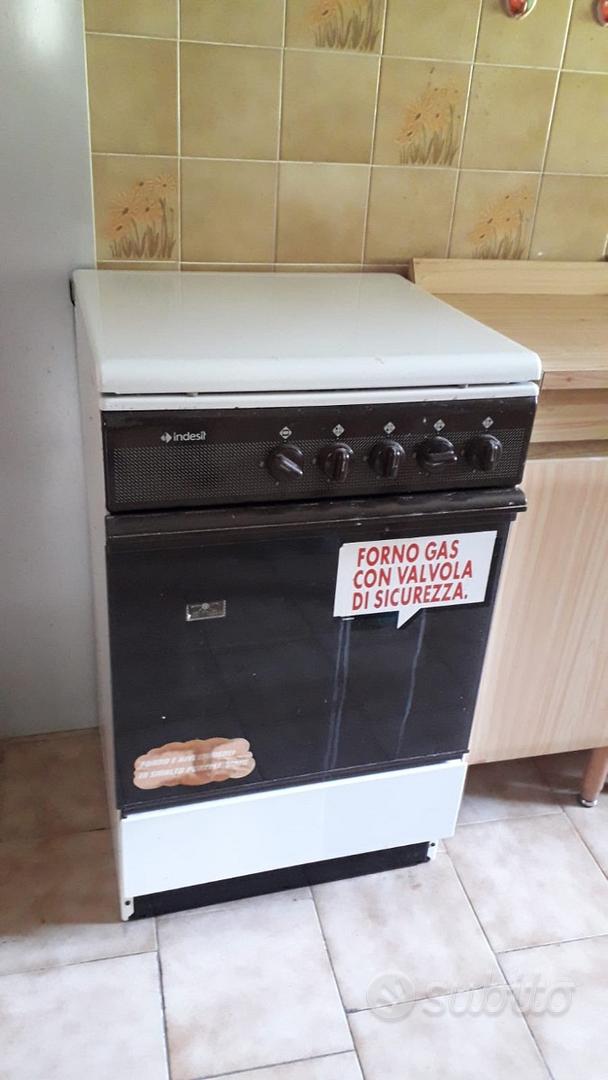 Cucina a gas con forno a gas