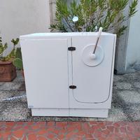 Vasca per invalidi con sportello