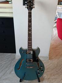 Chitarra semiacustica