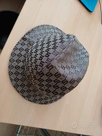 Cappello pescatore Sisley