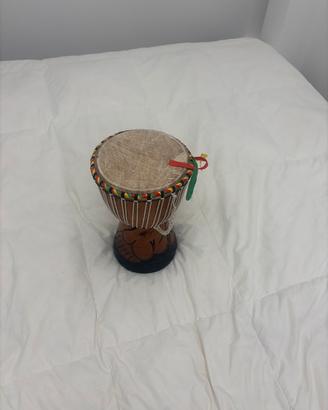 Strumento musicale Tamburo (djembe)