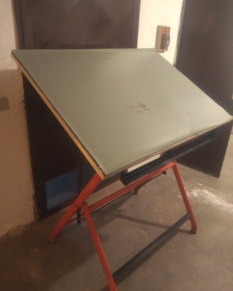 Tavolo da disegno
