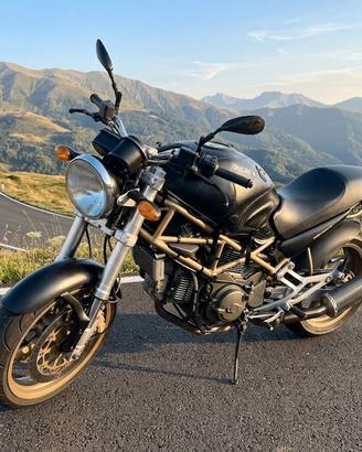 DUCATI MONSTER 750 CARB del 2000