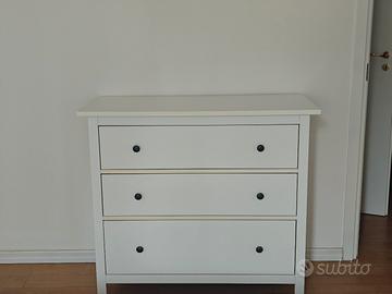 Cassettiera Ikea Hemnes 